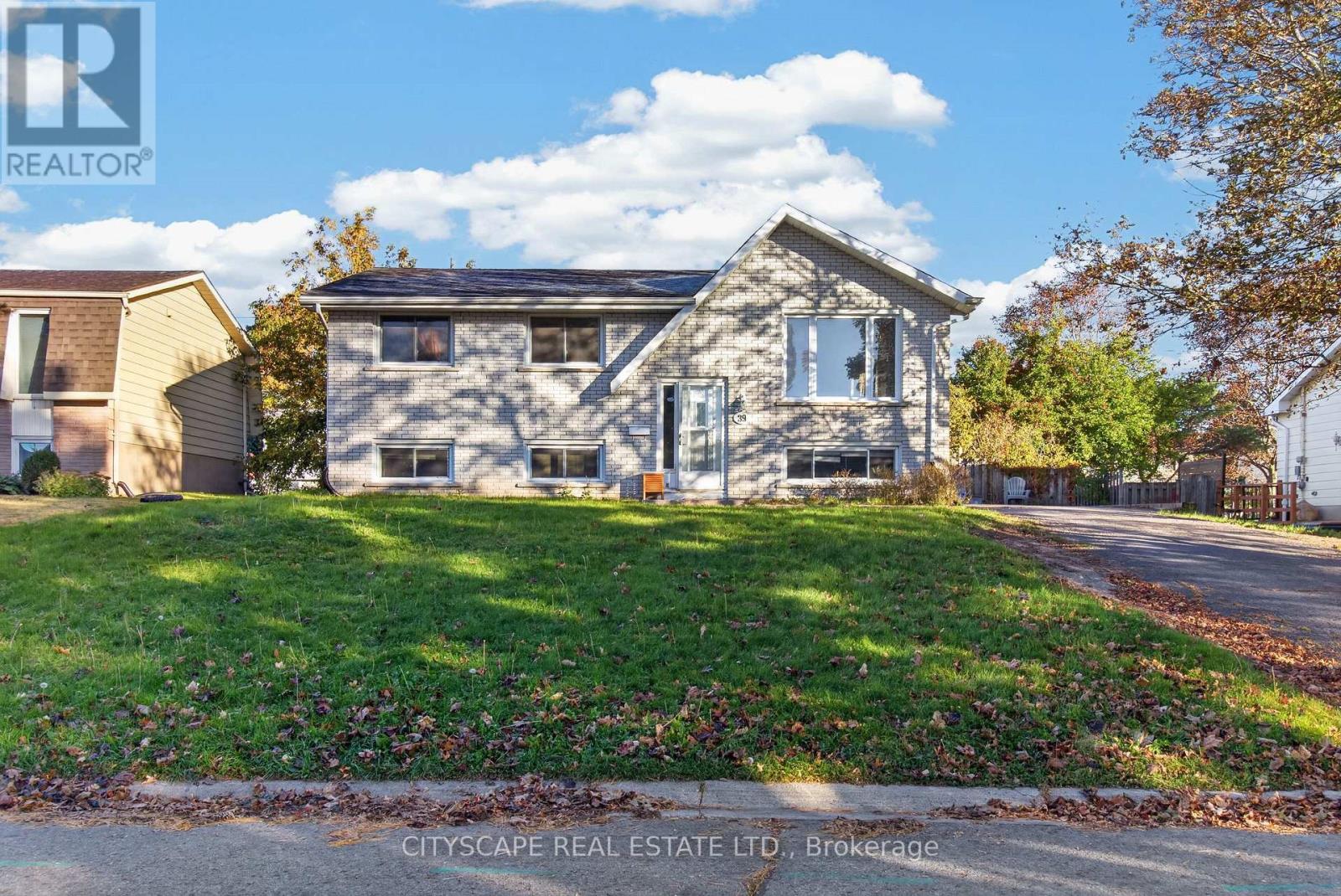 39 HUFF AVENUE - 10
