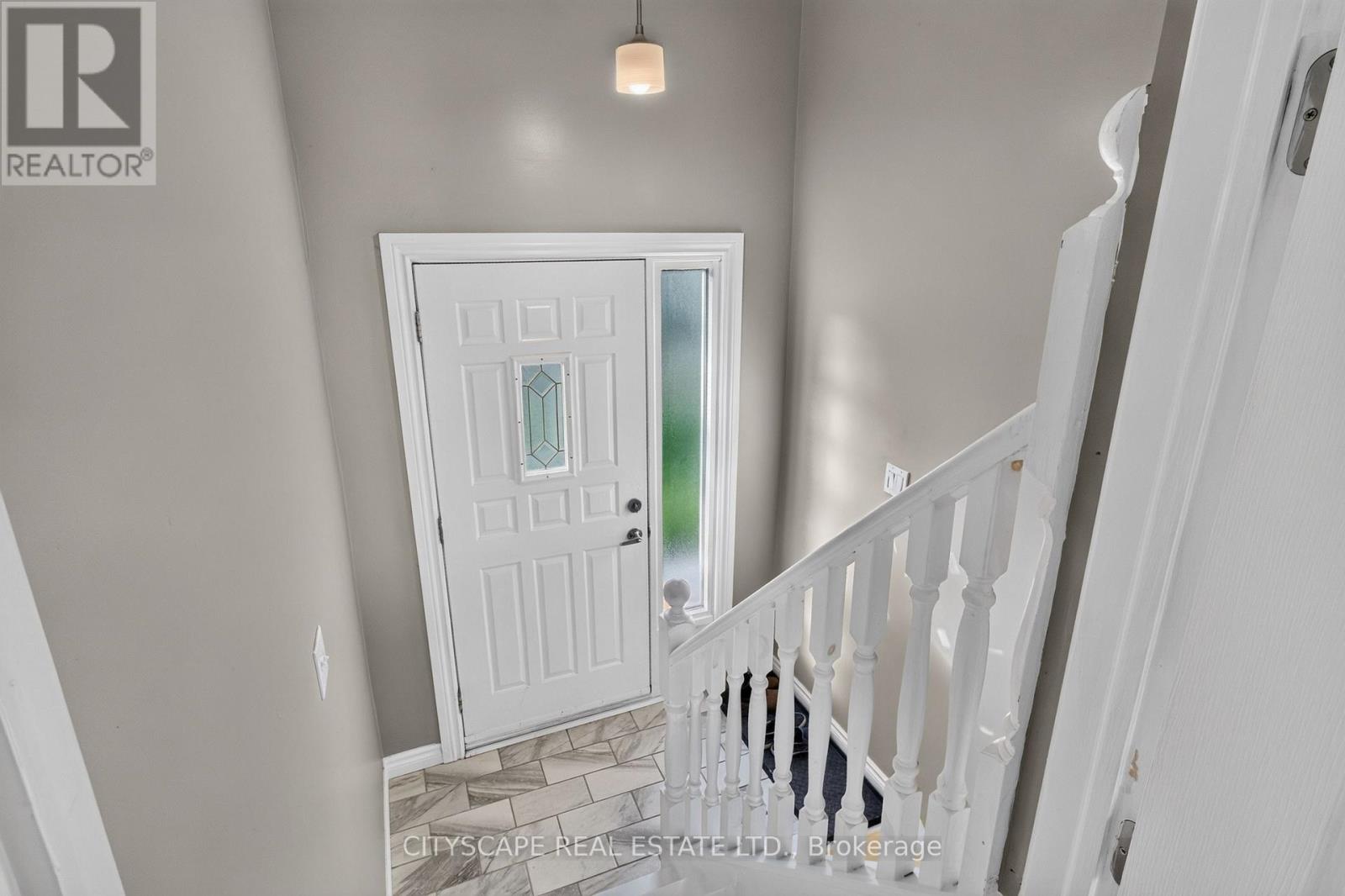 39 HUFF AVENUE - 19