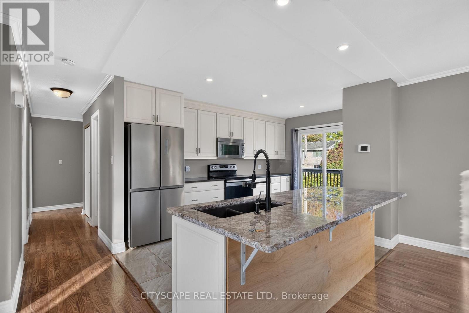 39 Huff Avenue, Loyalist, ON photo 25