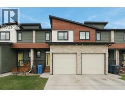 2, 466 Highlands Boulevard W - photo 1