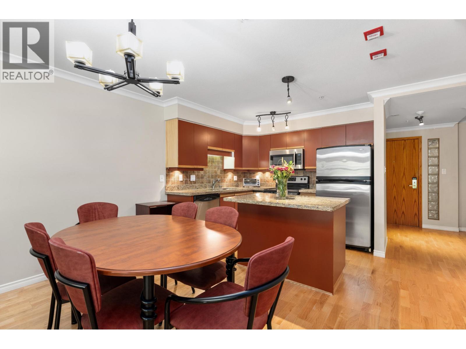 206 3212 BLUEBERRY DRIVE, Whistler