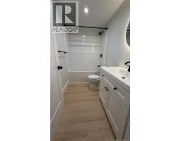 441 Woolastook Drive Unit# B, photo 4