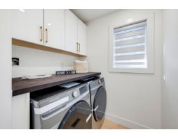 1 19128 61a Avenue, Surrey, BC V3S8C7 Photo 18