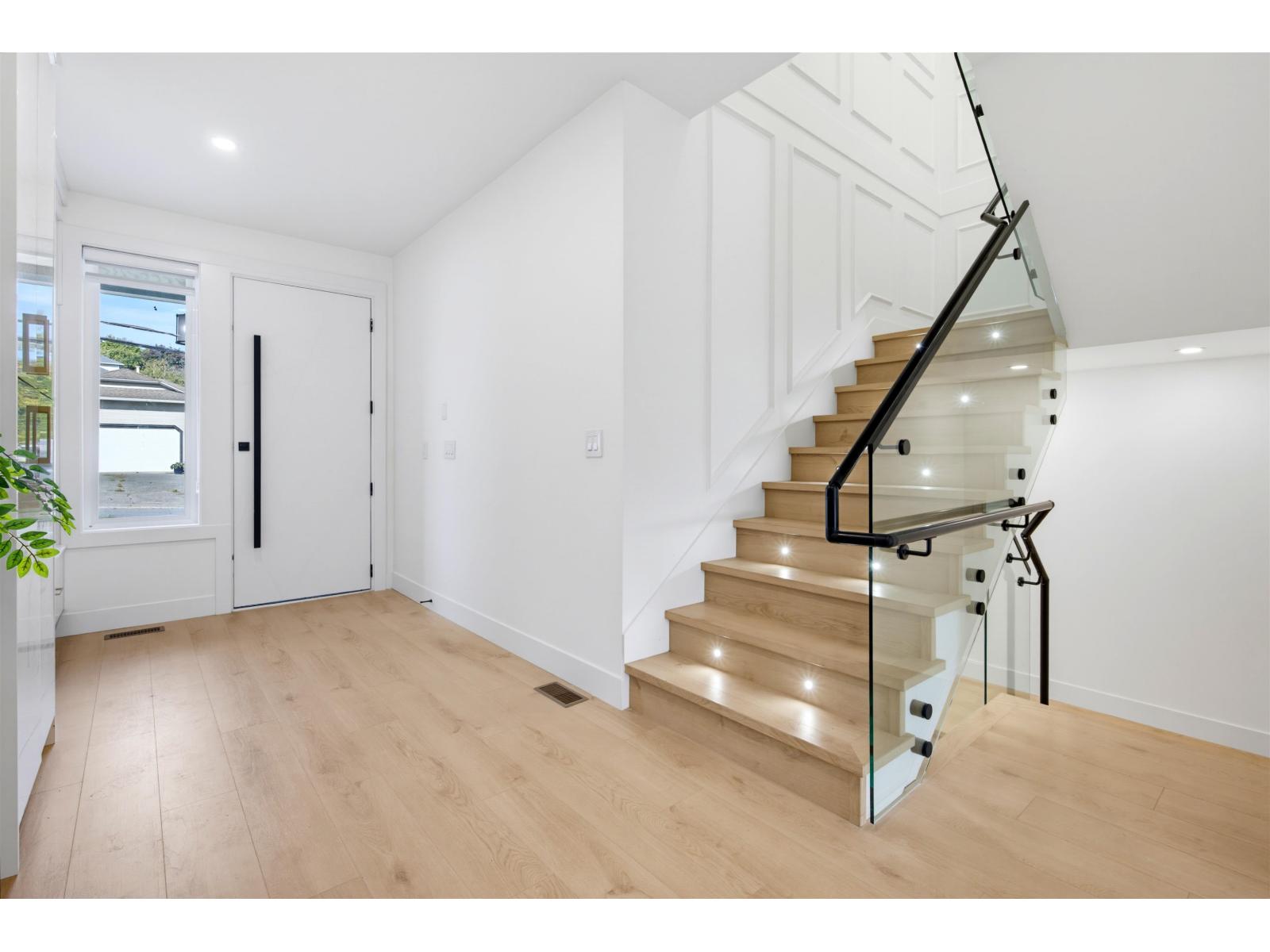 1 19128 61A AVENUE, Surrey - Image 1