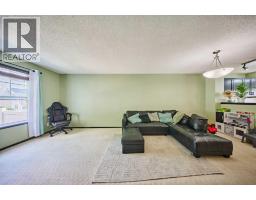 225 Elgin Gardens Se, Calgary, AB T2Z4T6 Photo 17