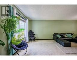 225 Elgin Gardens Se, Calgary, AB T2Z4T6 Photo 16