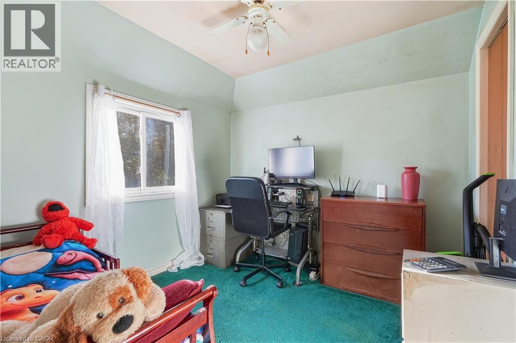 16 Albemarle Street — photo 33