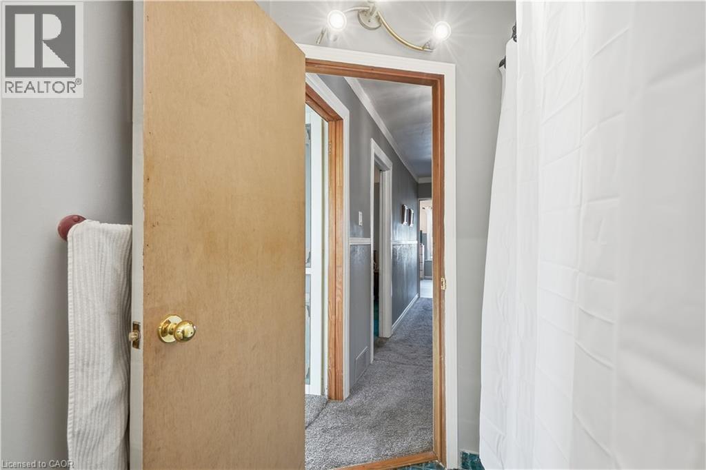 16 Albemarle Street — photo 36