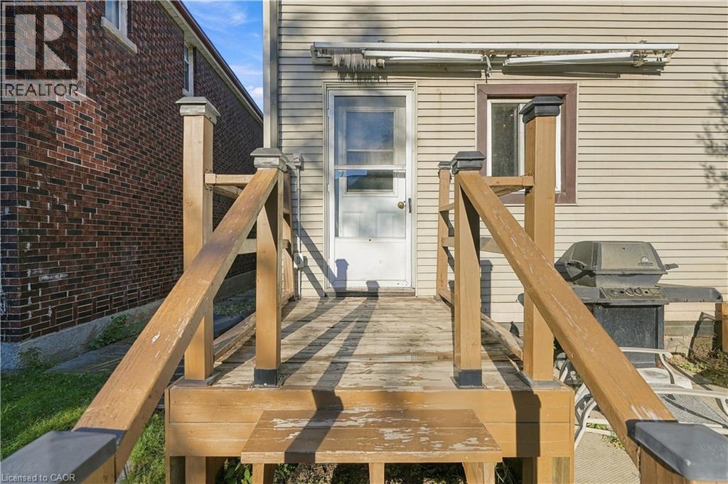 16 Albemarle Street — photo 38