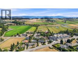 7081 East Saanich Rd, Central Saanich, BC V8M1Y3 Photo 34