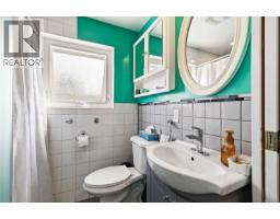 7081 East Saanich Rd, Central Saanich, BC V8M1Y3 Photo 31