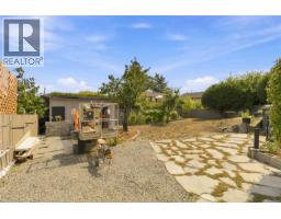 7081 East Saanich Rd, Central Saanich, BC V8M1Y3 Photo 33