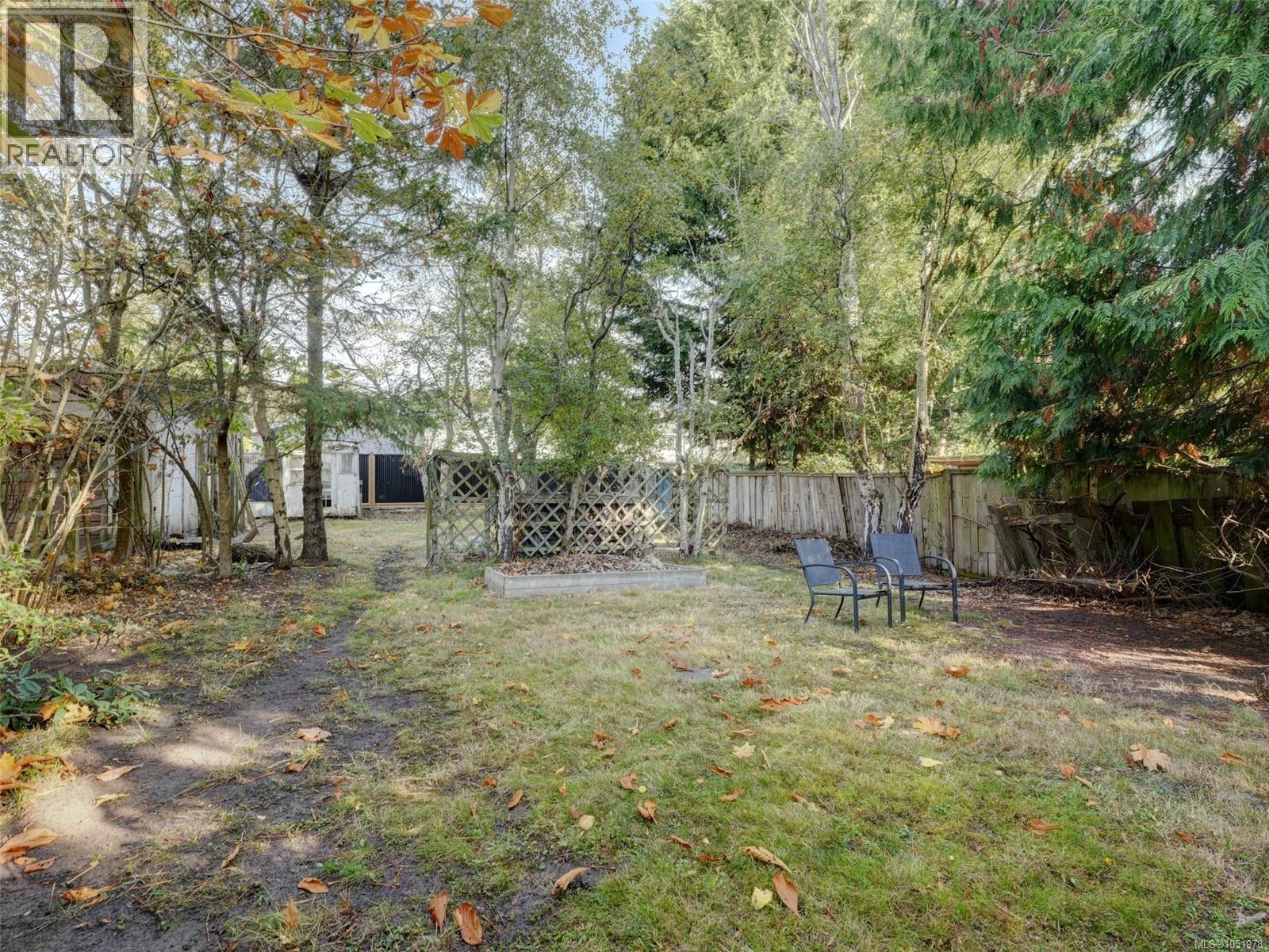  1614 Richardson Street, Victoria