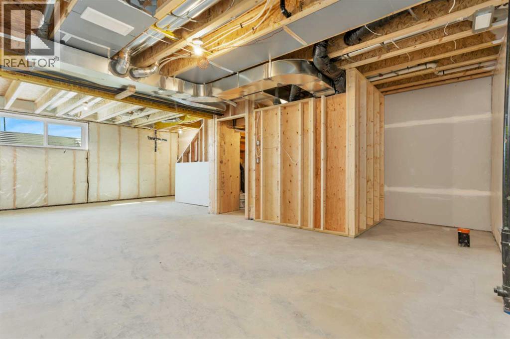 Listing photo – 169 Athens Road, Blackfalds
