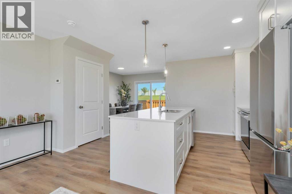 Listing photo – 169 Athens Road, Blackfalds