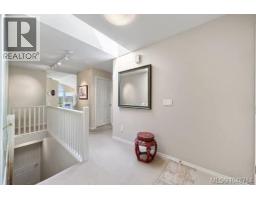 Balcony - 108 6880 Wallace Dr, Central Saanich, BC V8M1N8 Photo 7