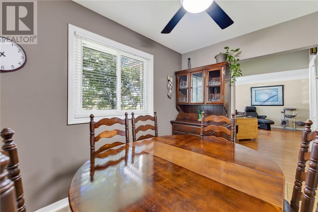 20 Coulson Street - 10