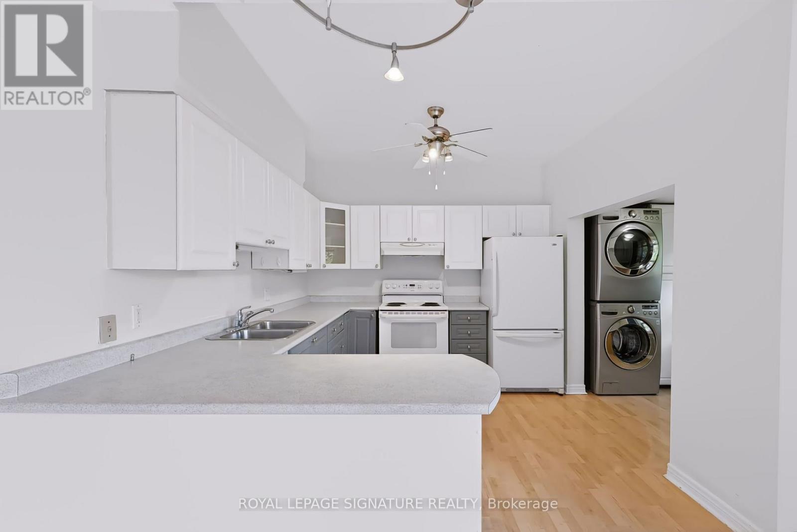 395 Glenholme Avenue — photo 8