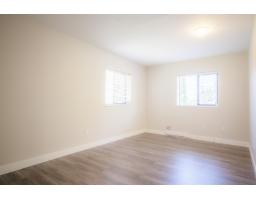 11604 75a Avenue, Delta, BC V4C1J4 Photo 8