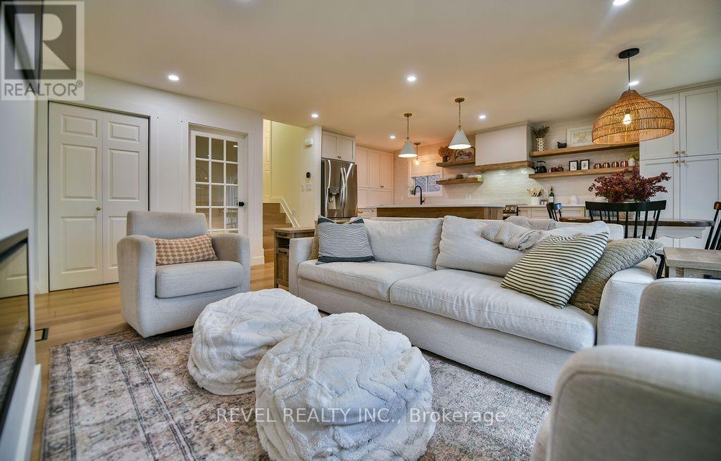 208 Ottolen Street — photo 18