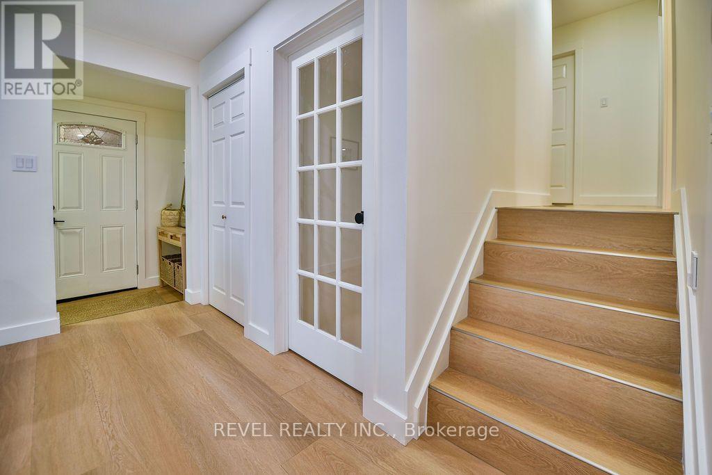 208 OTTOLEN STREET - 22