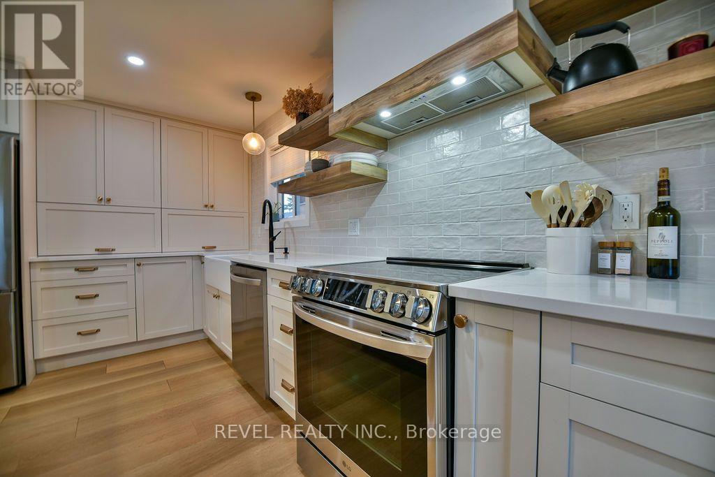 208 Ottolen Street — photo 7