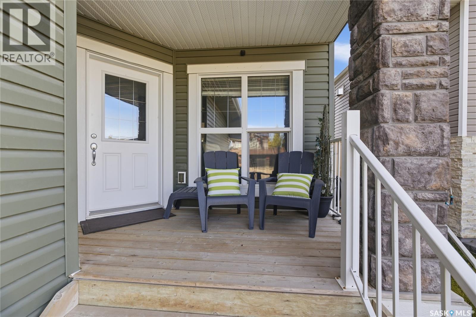 338 Pichler CRESCENT - 2
