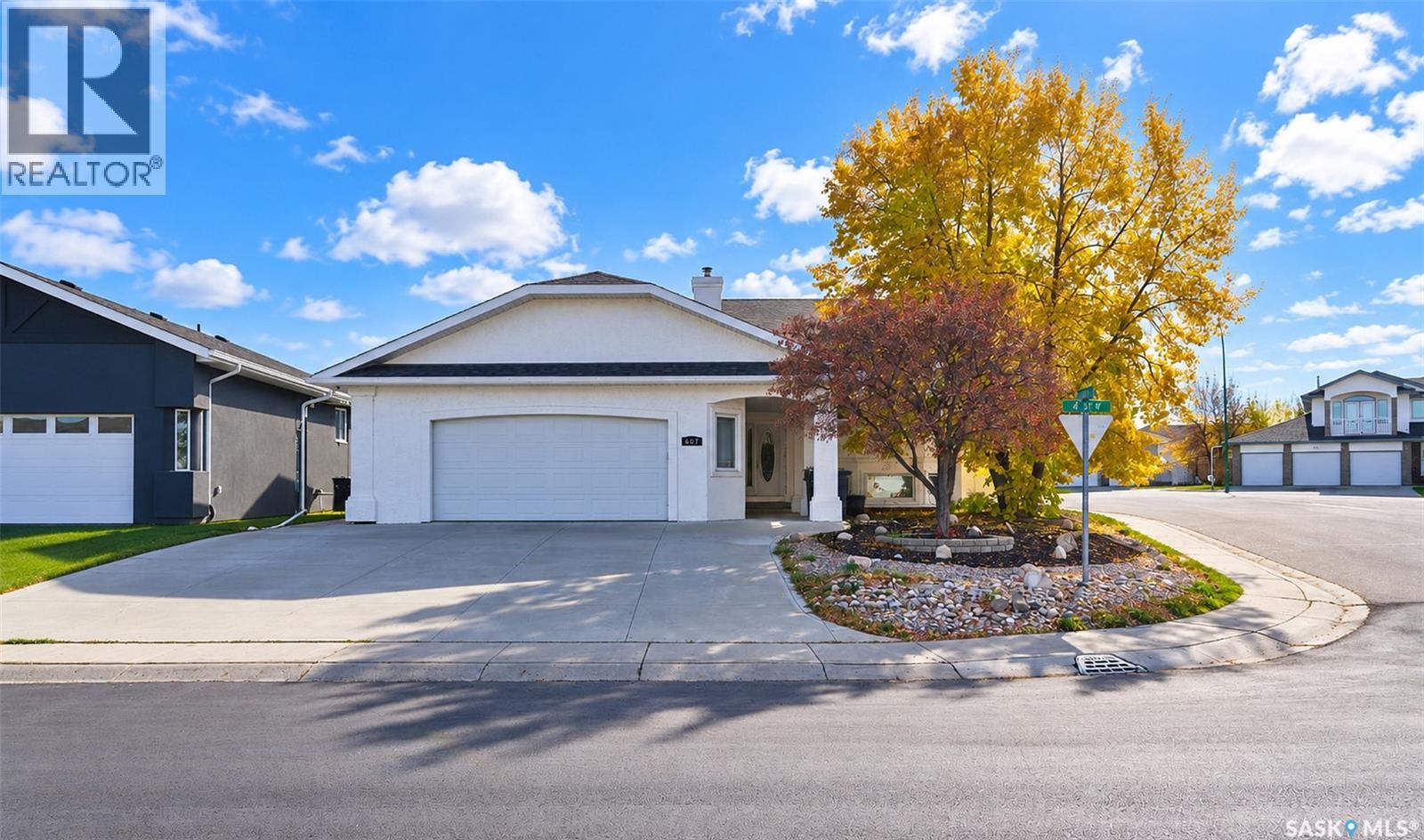 607 4th STREET W, Warman