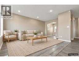 Primary Bedroom - 255 Mcbeth Crescent, Saskatoon, SK S7T0L6 Photo 6