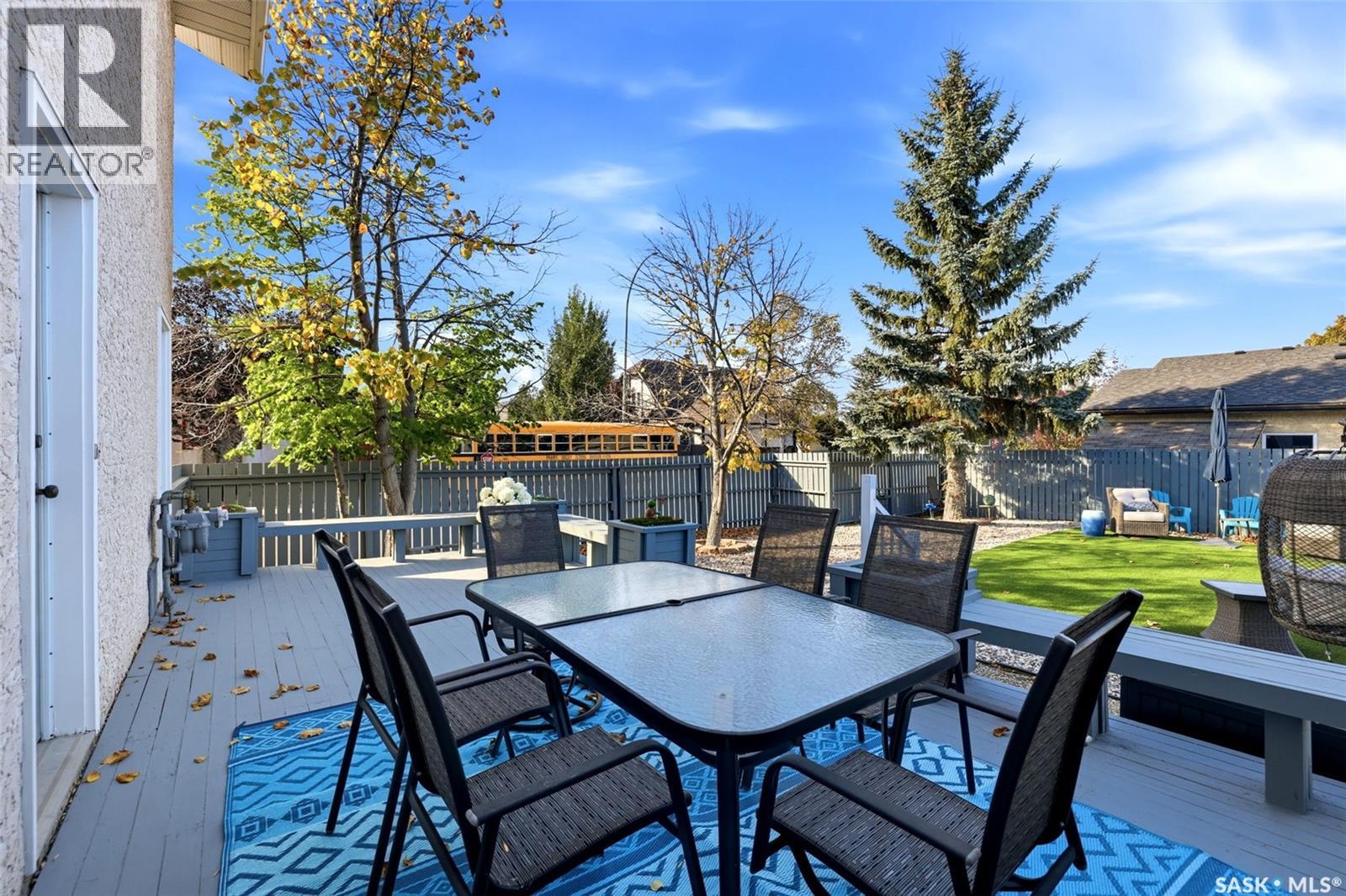3467 Phaneuf CRESCENT E - 38