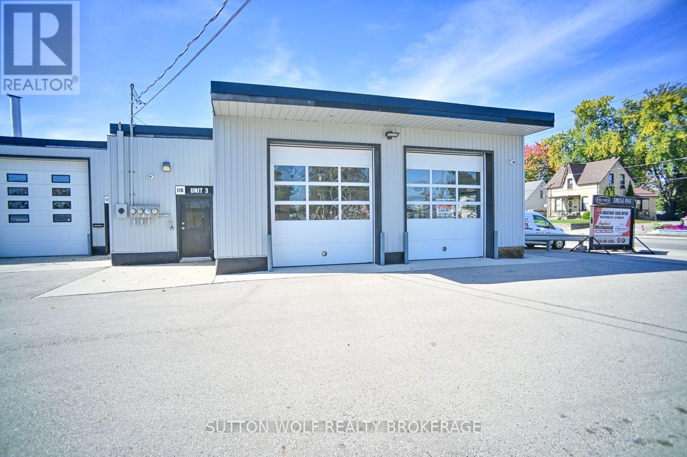 Property for lease at 3 - 176 METCALFE STREET E