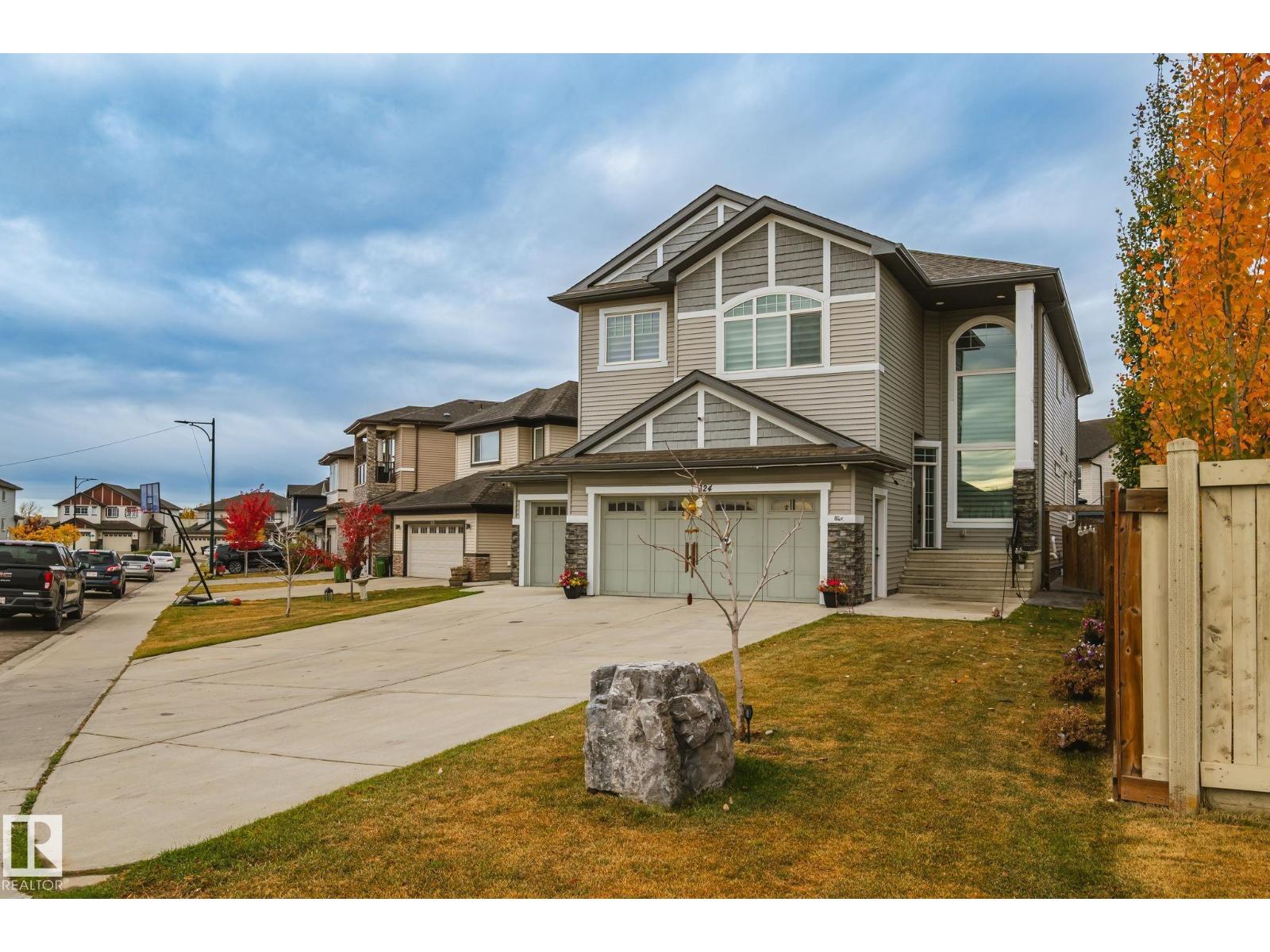 824 34 AVE NW - 3