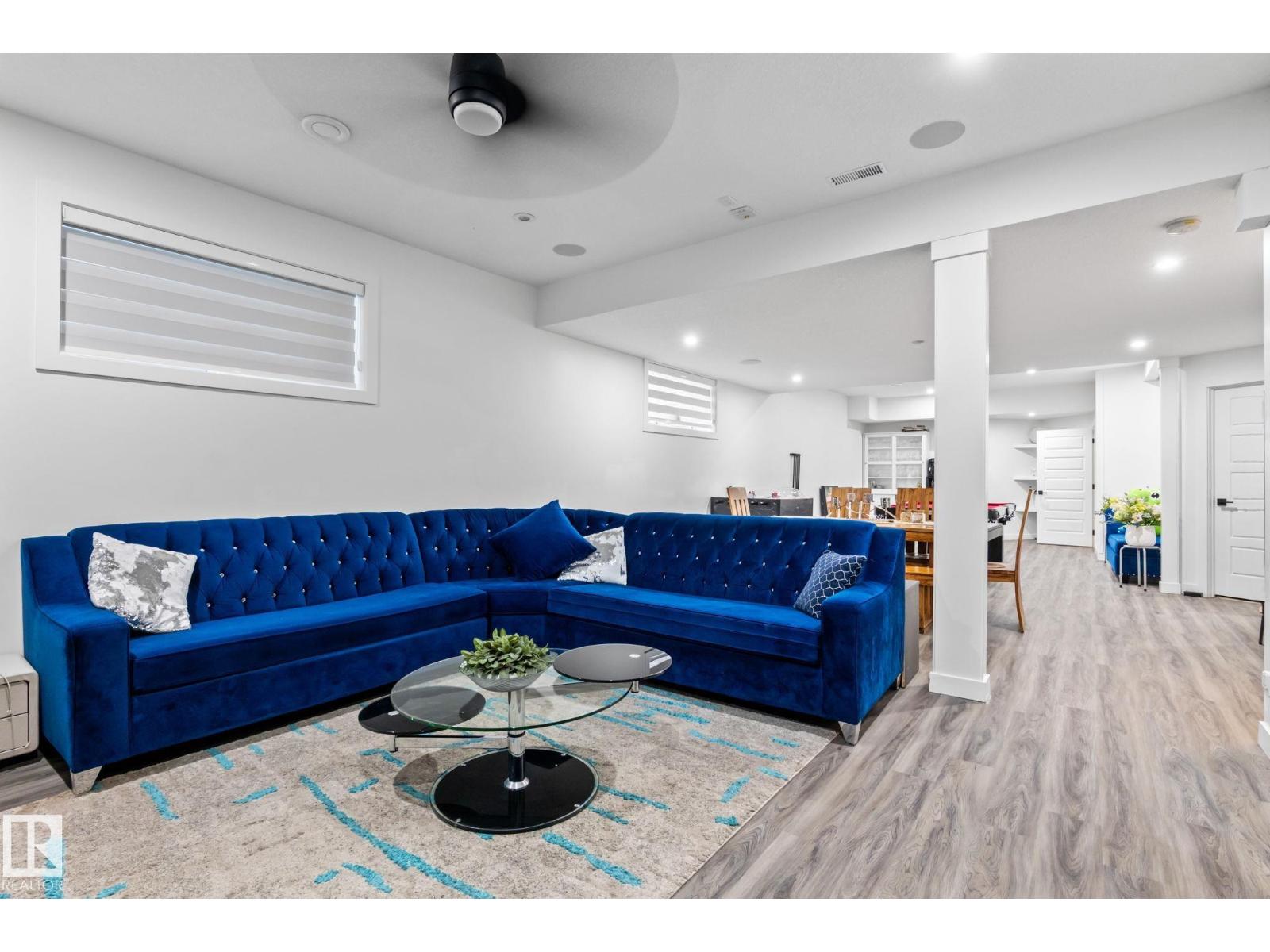 824 34 AVE NW - 55