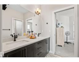 824 34 Ave Nw Nw, Edmonton, AB T6T0B3 Photo 44