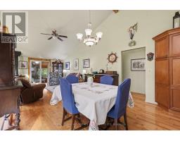 Sunroom - 2674 Smith Road, Frontenac, ON K0H1C0 Photo 9