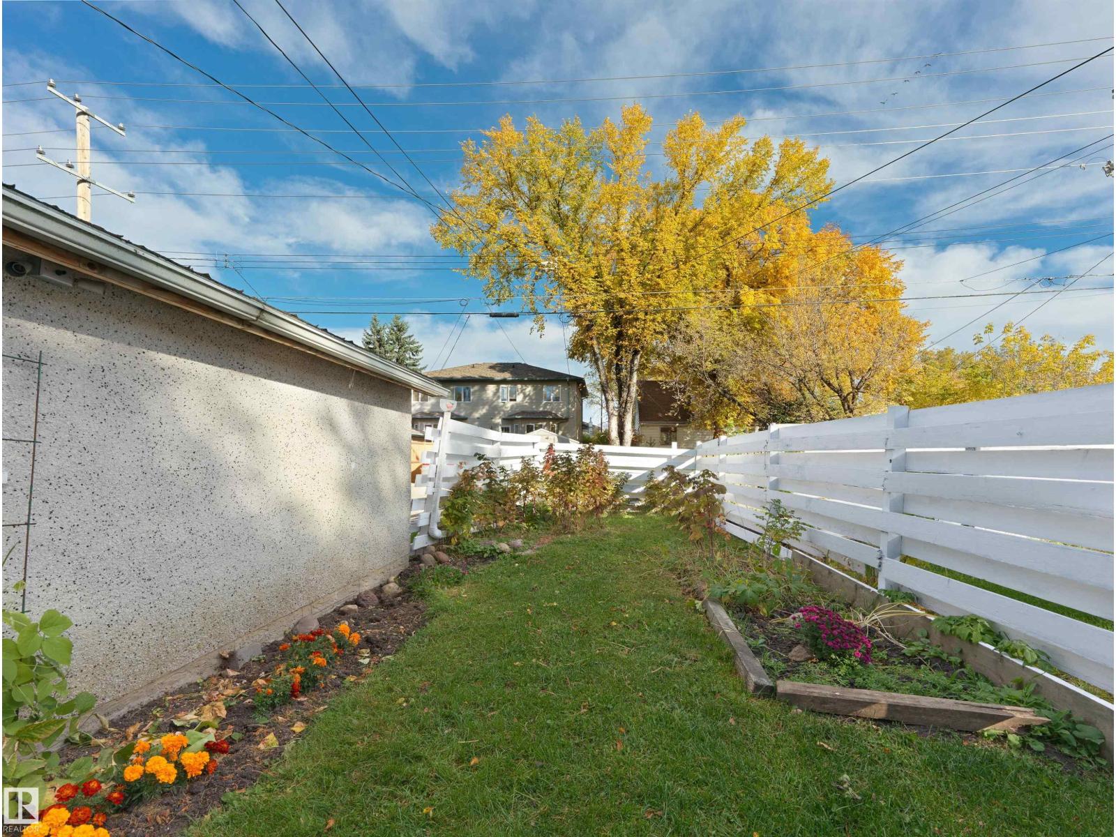 10968 75 AV NW - 25