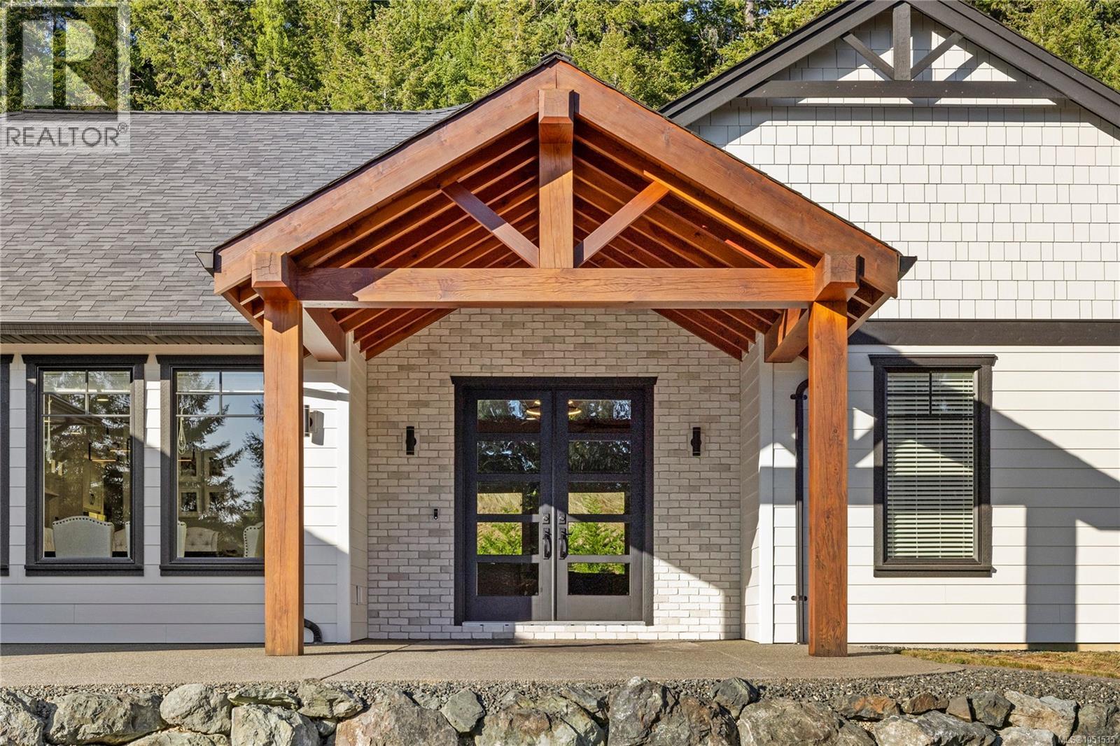 6127 Chase Dr, Port Alberni - Image 1
