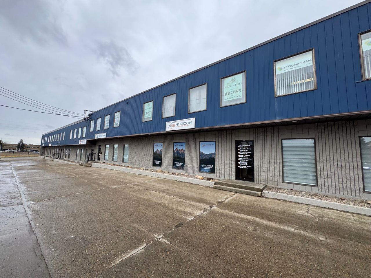 Property for lease at 9864A 33 Avenue Northwest