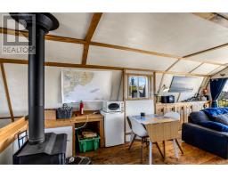 9 Middle Brook Road, Port Rexton, NL B0R1E0 Photo 10