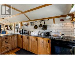 9 Middle Brook Road, Port Rexton, NL B0R1E0 Photo 14