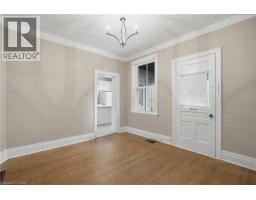 Living room - 418 Main Street W, Hamilton, ON L8P1K6 Photo 12