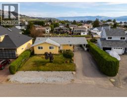2pc Ensuite bath - 3935 Milford Road, West Kelowna, BC V4T1X2 Photo 13