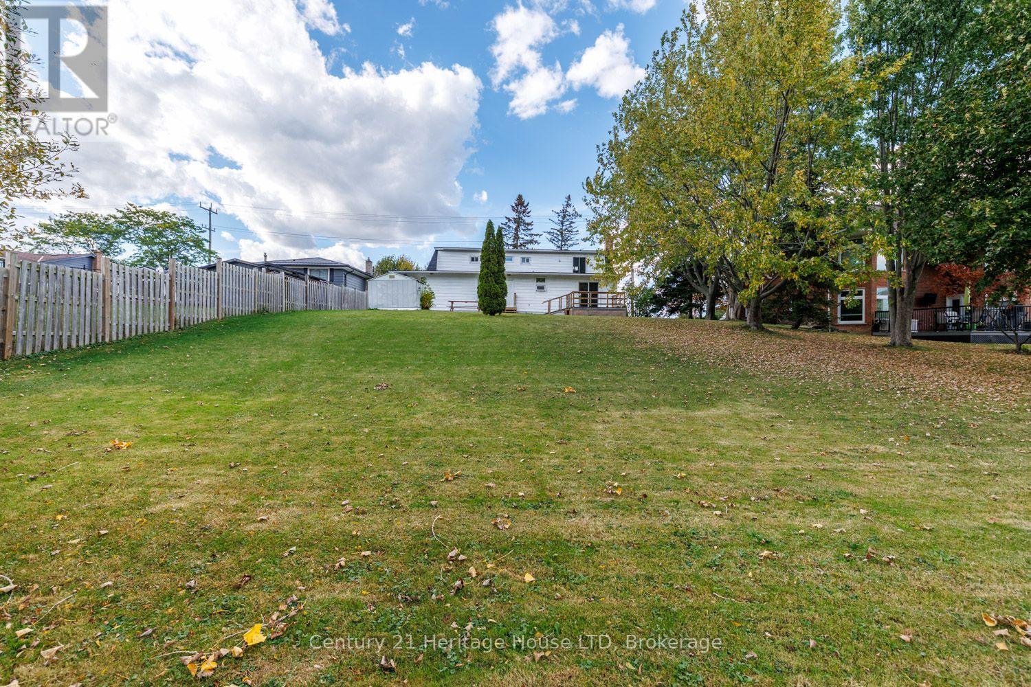 346 ALBANY STREET - 11