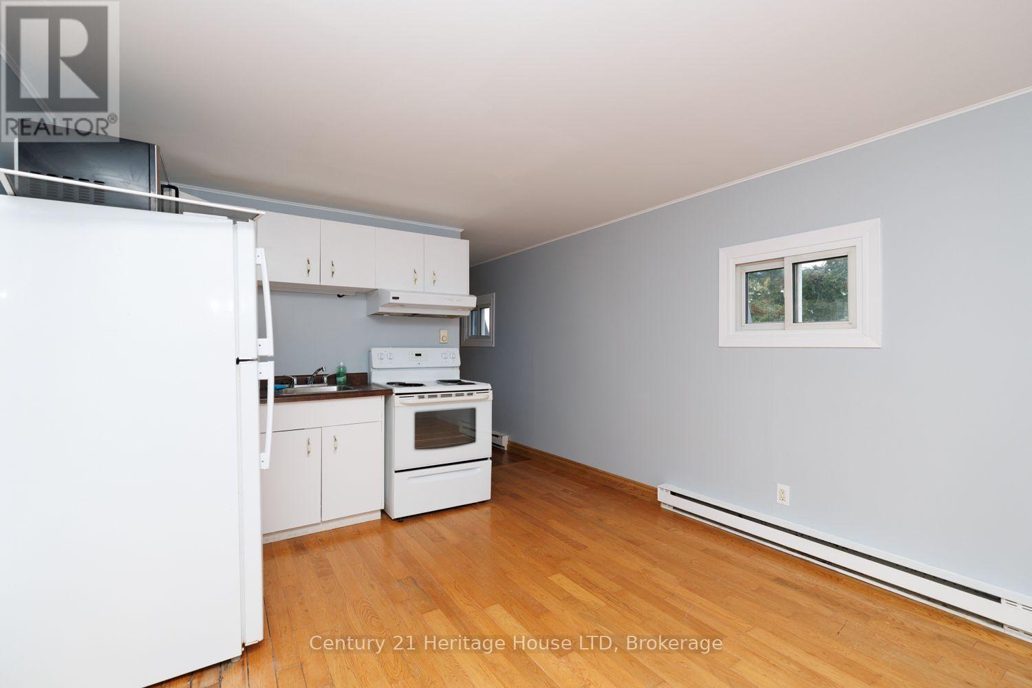 346 ALBANY STREET - 39