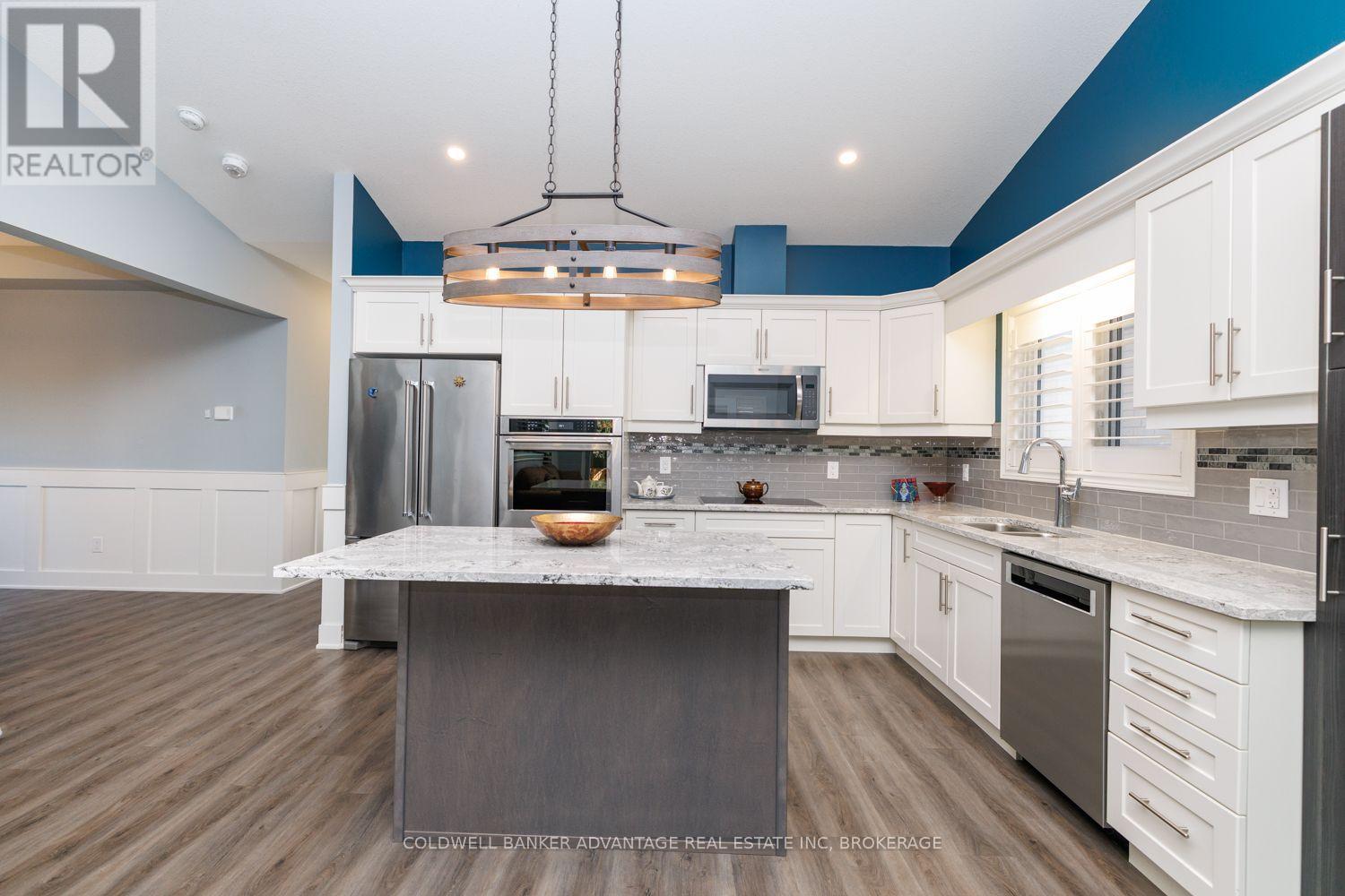 285 SOUTH PELHAM ROAD - 8
