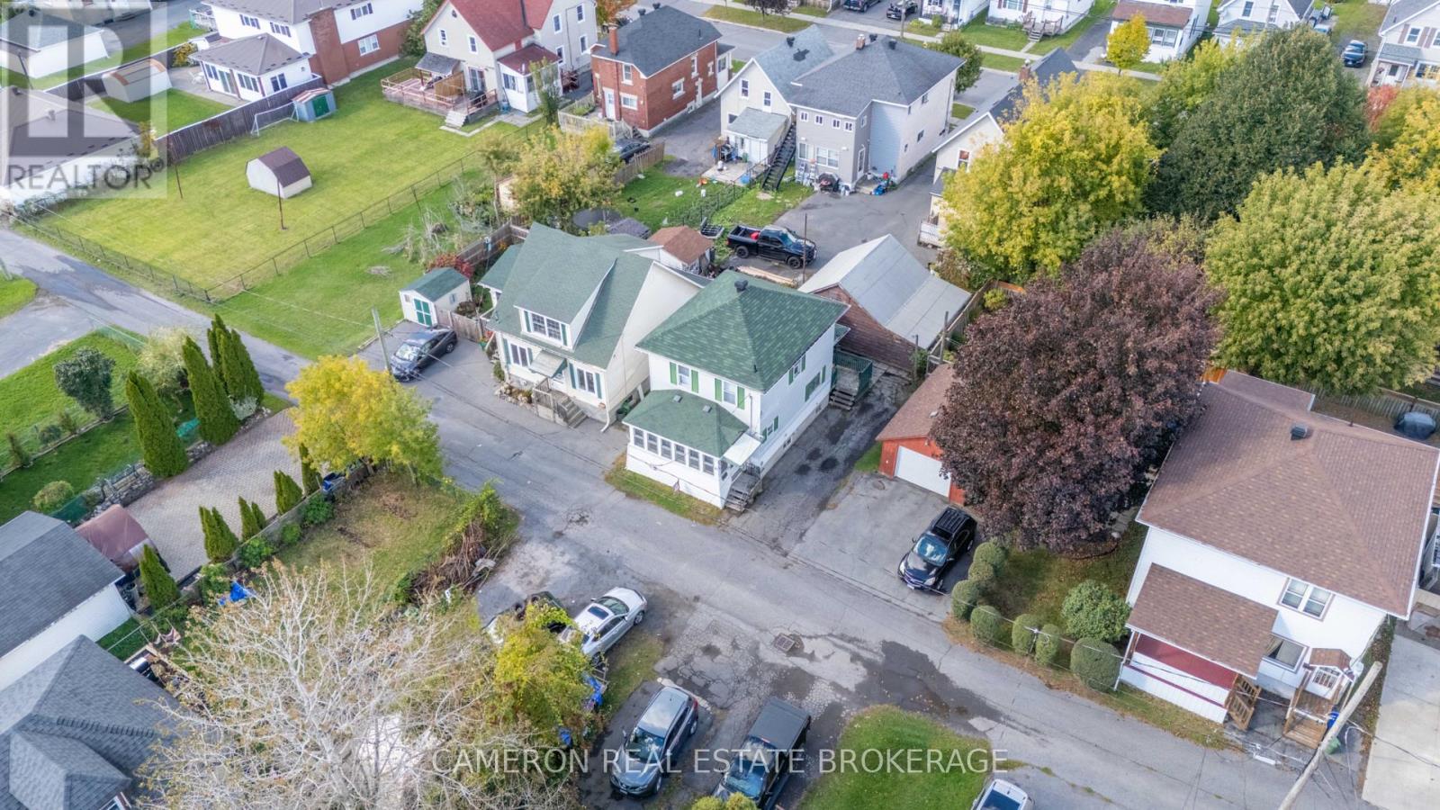 10 PINE LANE - 23