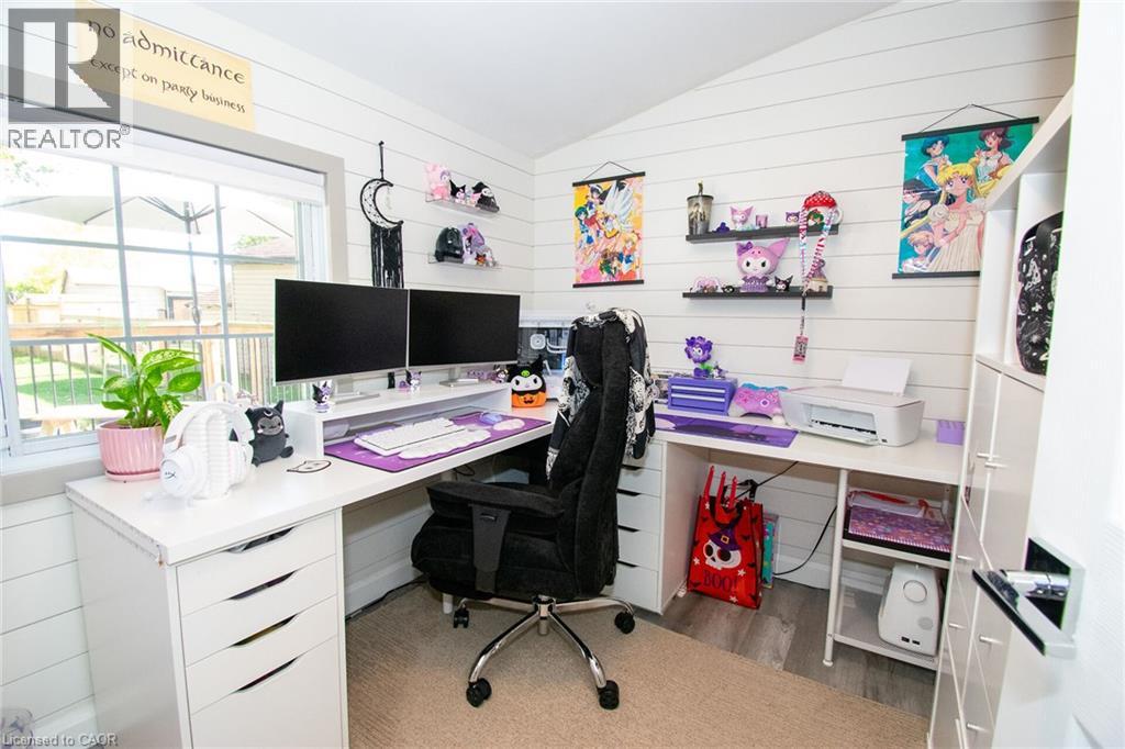 707 TAMARAC Street - Image 22