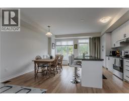 1360 Almonte Drive, Burlington, ON L7P0V6 Photo 11