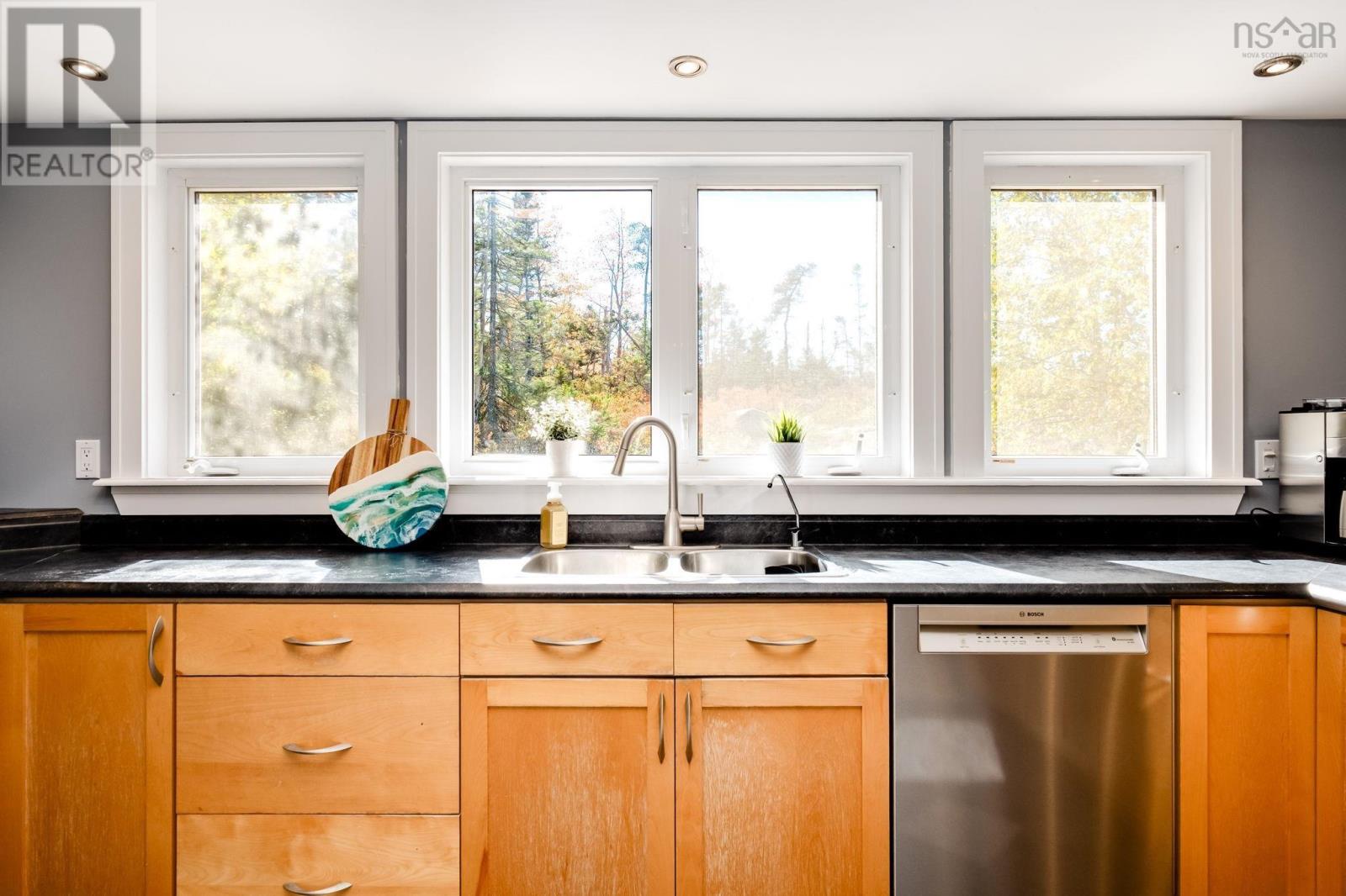 50 Limestone Avenue - 5