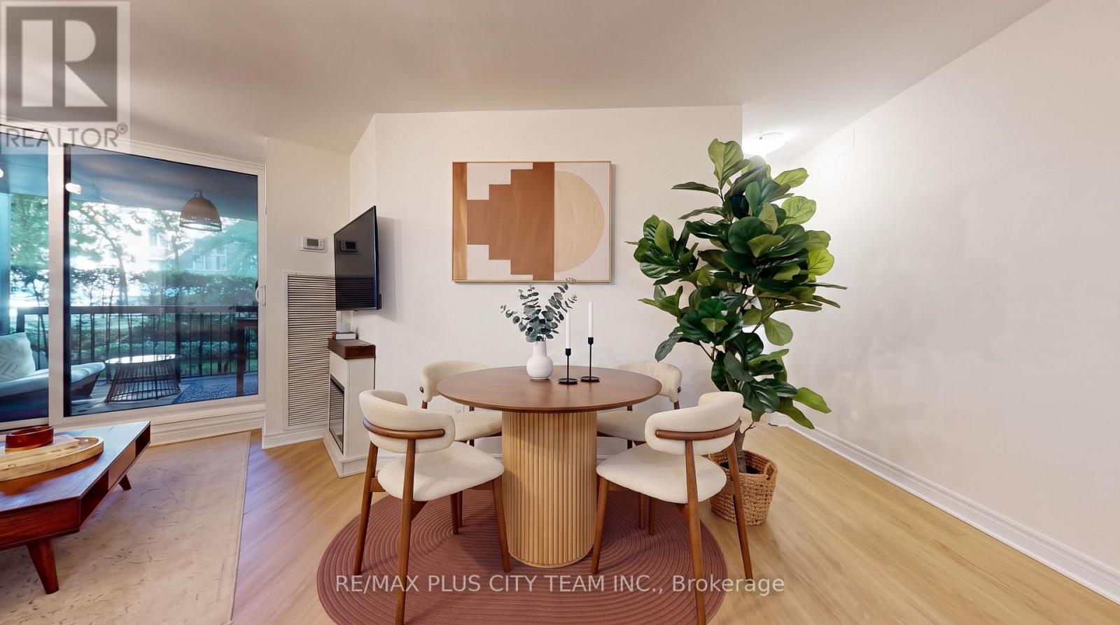 123- 77 Maitland Place, Toronto, ON photo 6